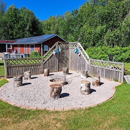 Gula Huset, Lakene Ostgard Luaran gambar