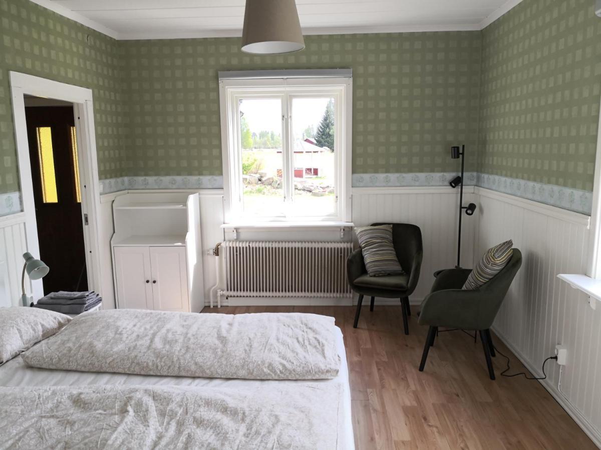 Gula Huset, Lakene Ostgard Luaran gambar